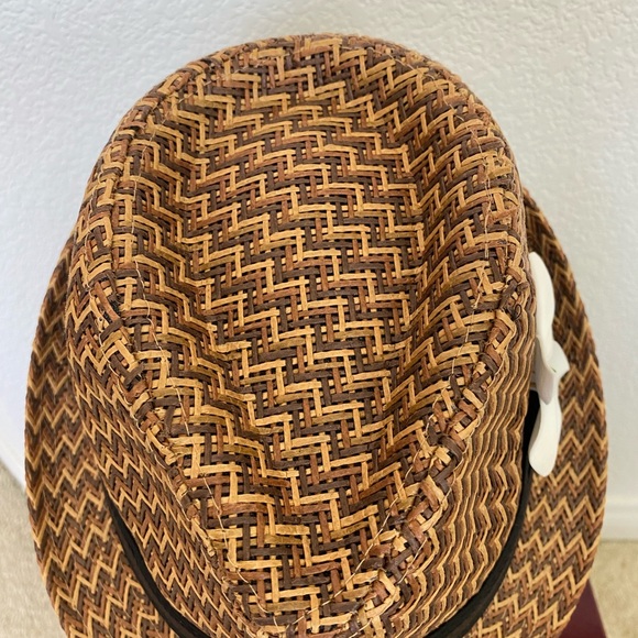 Fedora w/Tiare - Picture 5 of 6